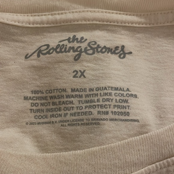 Graphic Tee - Picture 4 of 4